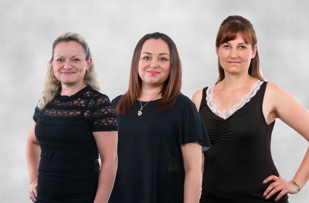 Das Büroteam der Rechtsanwälte Stern Hübner Dries Würker Partnergesellschaft: Frau Maul, Frau Nussbaum und Frau Tesch.